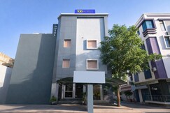 FabHotel Mansarovar Retreat