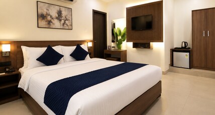 SAROVAR HILLS - HOTEL AND RESORT Room Type - Executive Room SAROVAR HILLS - HOTEL AND RESORT Room Type - Executive Room