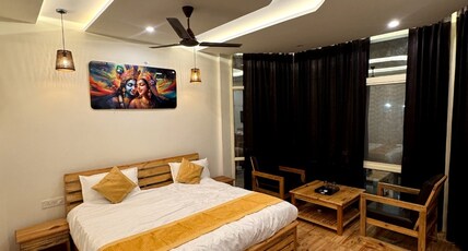 varlaxmi vatika Room Type - delux room 4