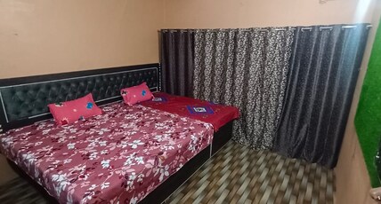 Shree Gopal Niketan Seva Sadan Room Type - Tripple bedroom