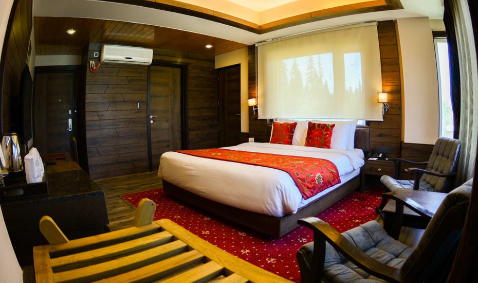 Hotel The Rosewood (Near Gulmarg Gondola) - Tap to explore photos