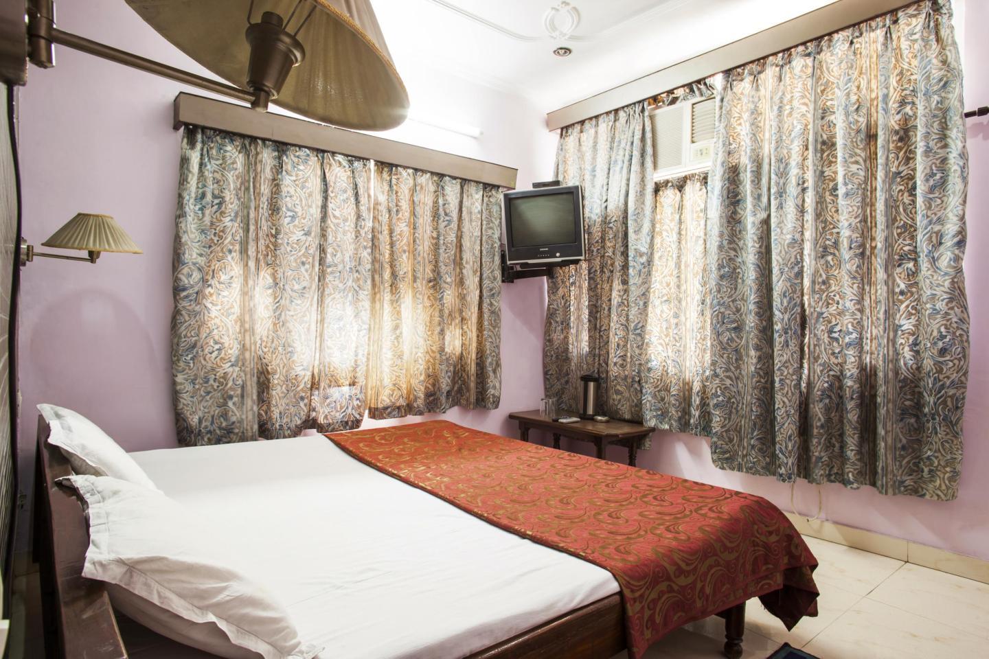 Hotel Maurya Kangra - Tap to explore photos