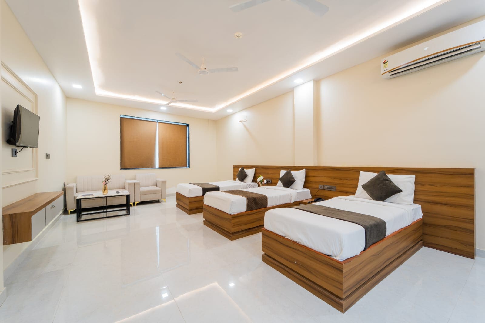 KANHA HOTEL - Tap to explore photos