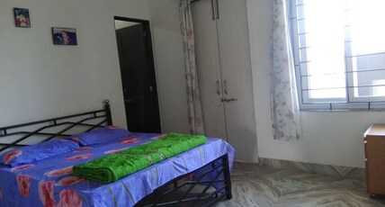 Shree Home Stay Room Type - Double-Bed Room with Pvt Bathroom