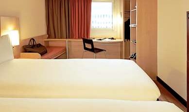 ibis Lille Lomme Centre Room Type - Standard Room with two single beds