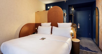 Mercure Istanbul Bakirkoy Room Type - Superior Room with Garden View and 1 Double Bed or 1 Double Bed and Sofa