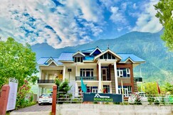 ROYALE PEAKS sonamarg rd