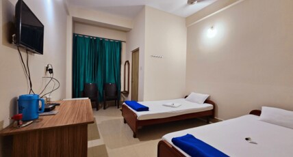 Hotel Rishiraj Room Type - Non ac double occupancy