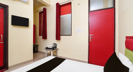 Super Hotel O Rock Garden Chandigarh Formerly Mehar Sunflower Room Type - Classic