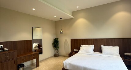 Hotel Anand Bhuvan Room Type - Super Deluxe