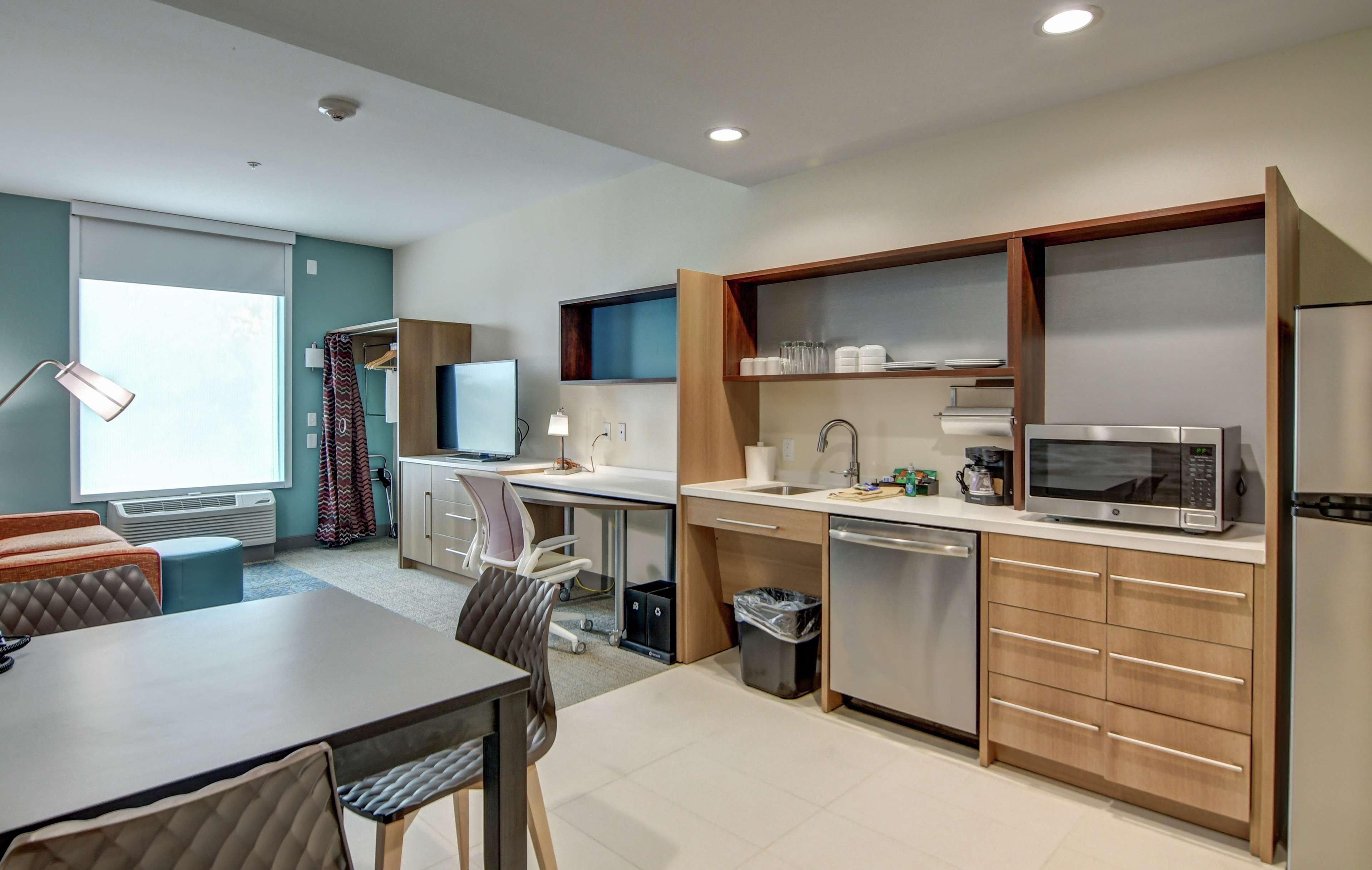 Home2 Suites by Hilton Foley, AL - Tap to explore photos
