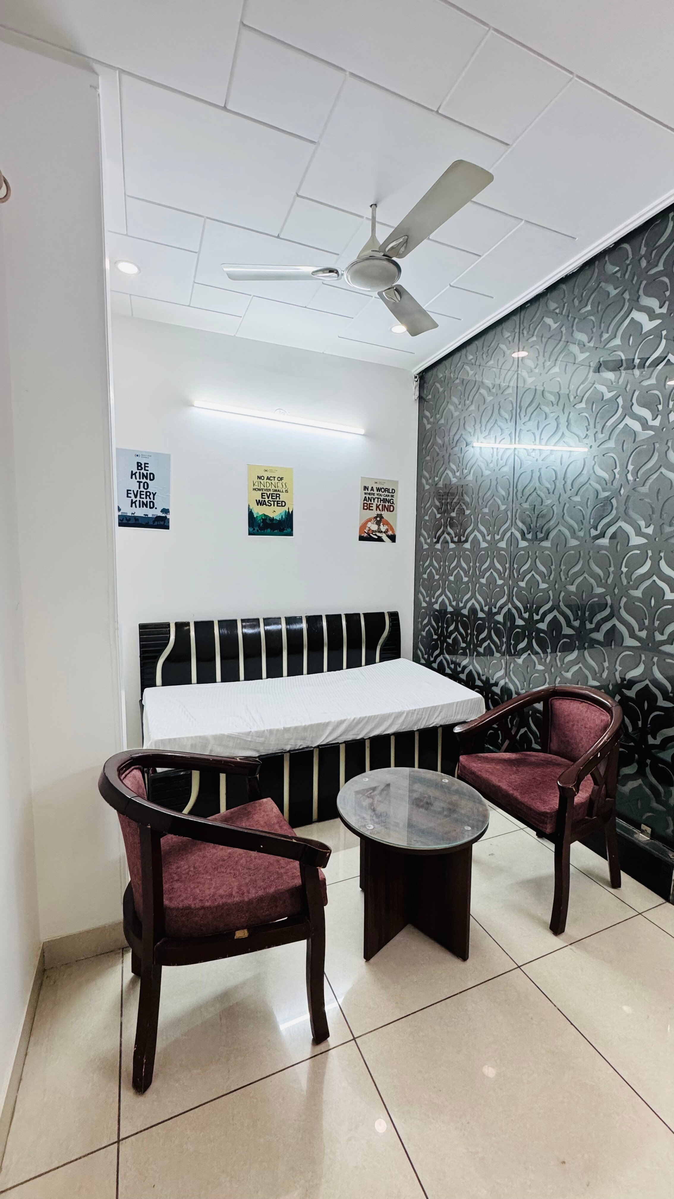 The Layover Luxe Jacuzzi Duplex Near IGI Airport - Tap to explore photos