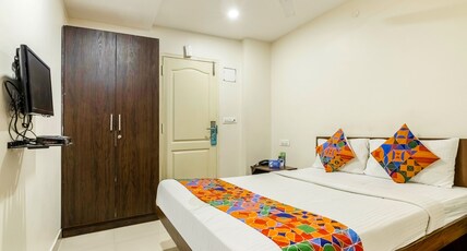 FabHotel VJR HSR Room Type - Deluxe Room