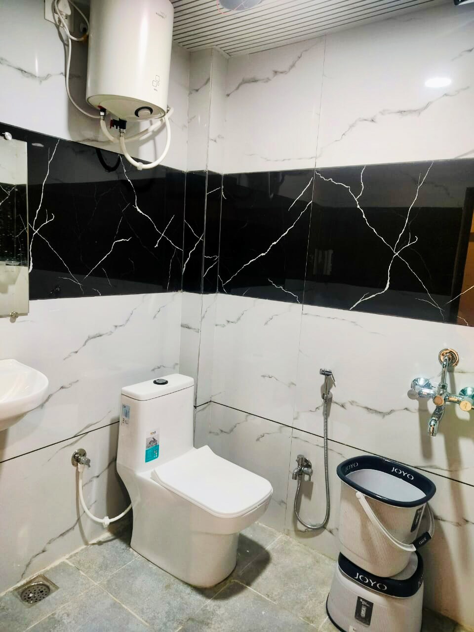 Patidar Home Stay - Tap to explore photos