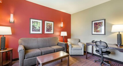 Best Western Plus Chandler Hotel & Suites Room Type - Suite-2 Queen Beds, Non-Smoking, Sofabed, Full Kitchen, Wi-Fi, Full Breakfast