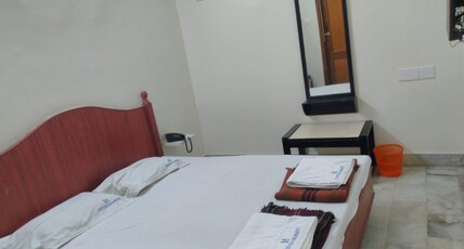 Hotel Ganesh Room Type - Double Deluxe Room - Non Ac