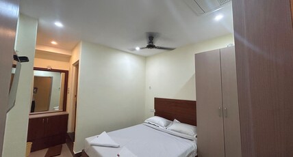 Hotel O U.G. Grand Room Type - Classic