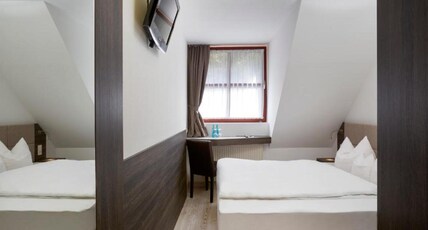 Sunday Hotel Nrnberg Room Type - Superior Double room Sunday Hotel Nrnberg Room Type - Superior Double room