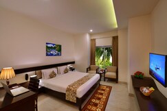 Heaven View Clark Inn Kanpur