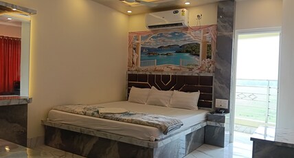 Lokenath Resort Room Type - Deluxe Room Double Bed