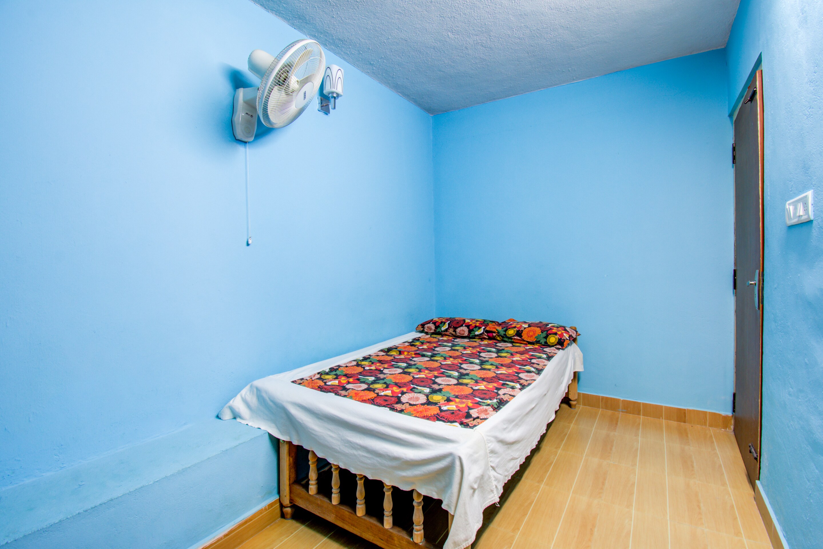 KTK Home Stay - Tap to explore photos