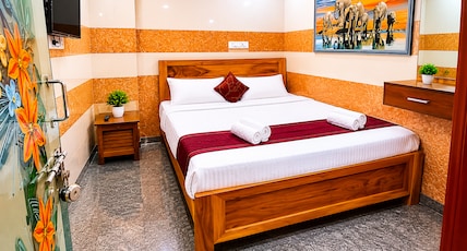 VRS INN Room Type - STANDARD NON AC VRS INN Room Type - STANDARD NON AC