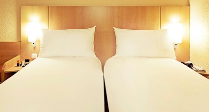 ibis Roanne Room Type - Standard Room with two single beds ibis Roanne Room Type - Standard Room with two single beds