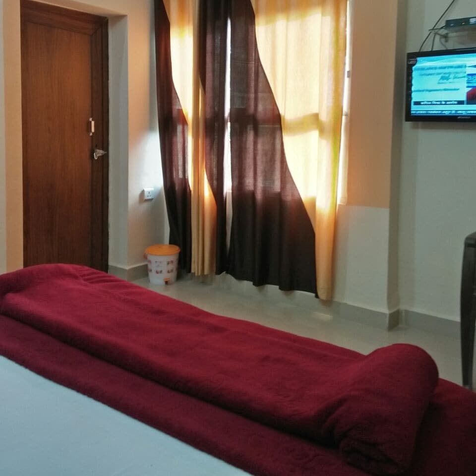 Hotel Shree Mata Sadan Amarkantak - Tap to explore photos