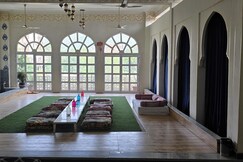 Royal Heritage Loft | Near Jal Mahal