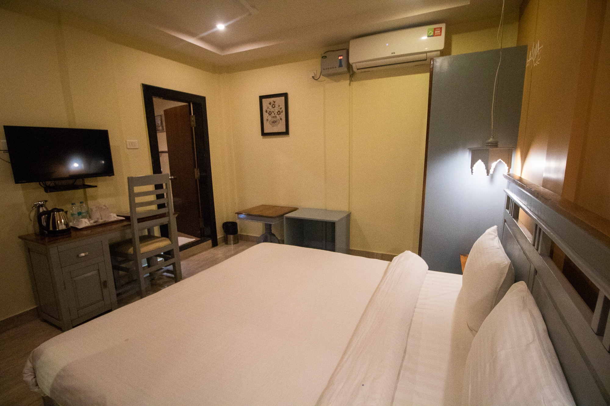 KRC Annexe - Tap to explore photos