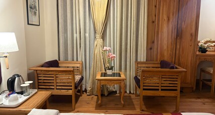 The Cloudhaus, Darjeeling Room Type - Cozy Premium Wood Room