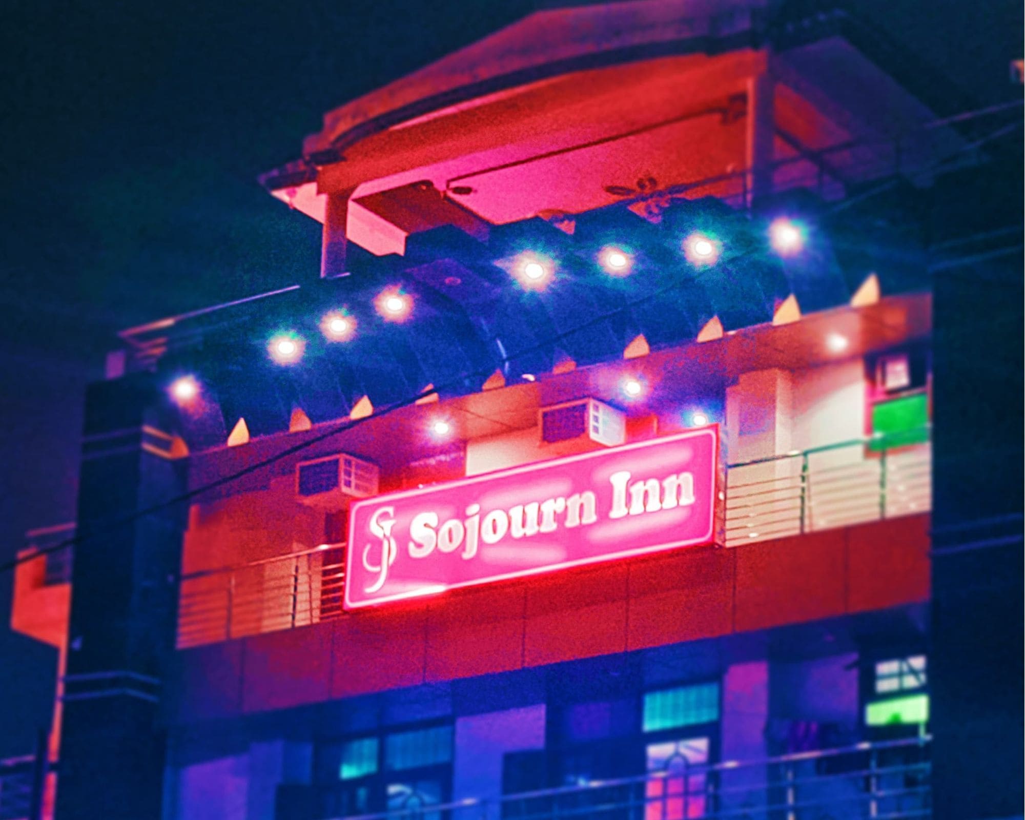 Hotel Sojourn Inn Lucknow - Tap to explore photos