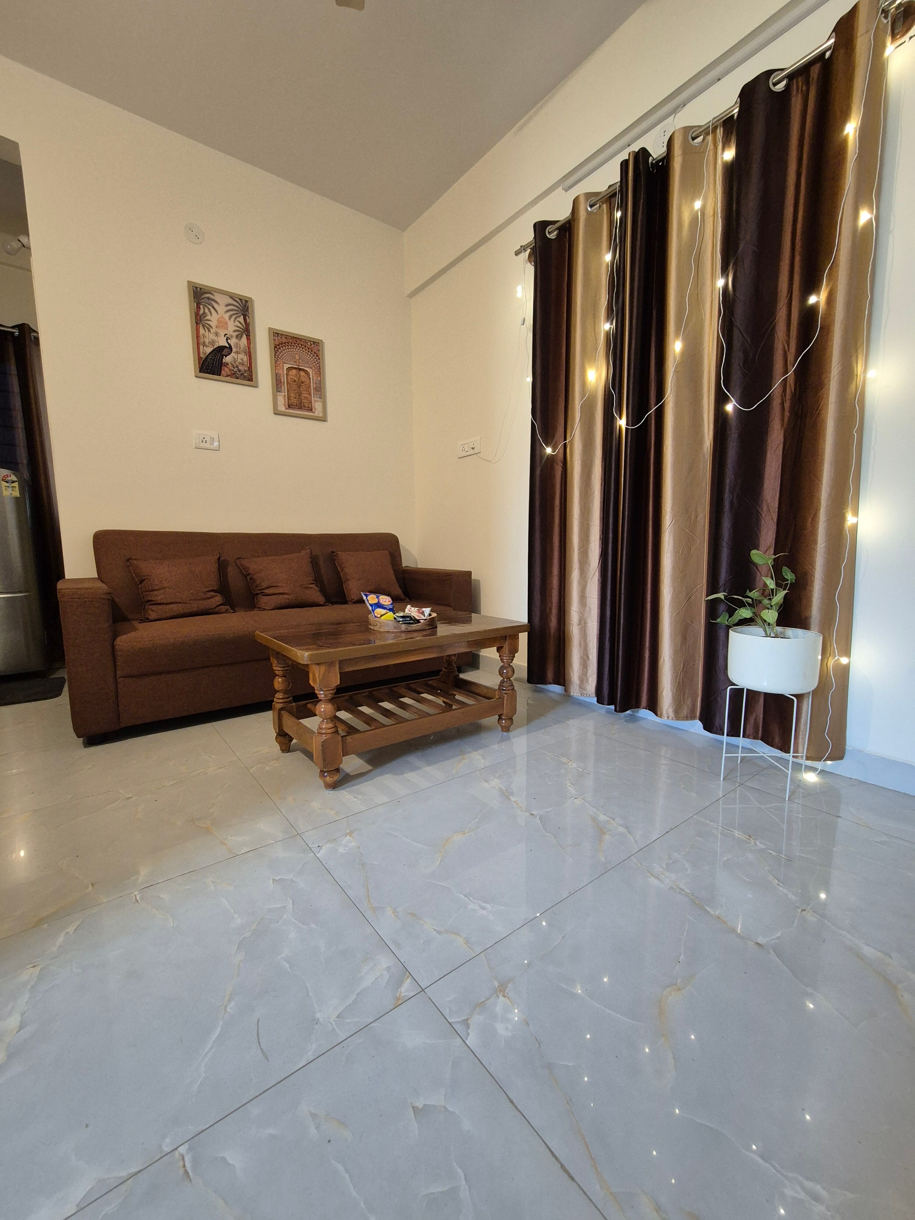 Private Cozy 1BHK Near IT Parks Couple Friendly - Tap to explore photos