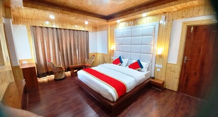 Humble Holiday Home Kufri Shimla Room Type - Luxury Room with balcony