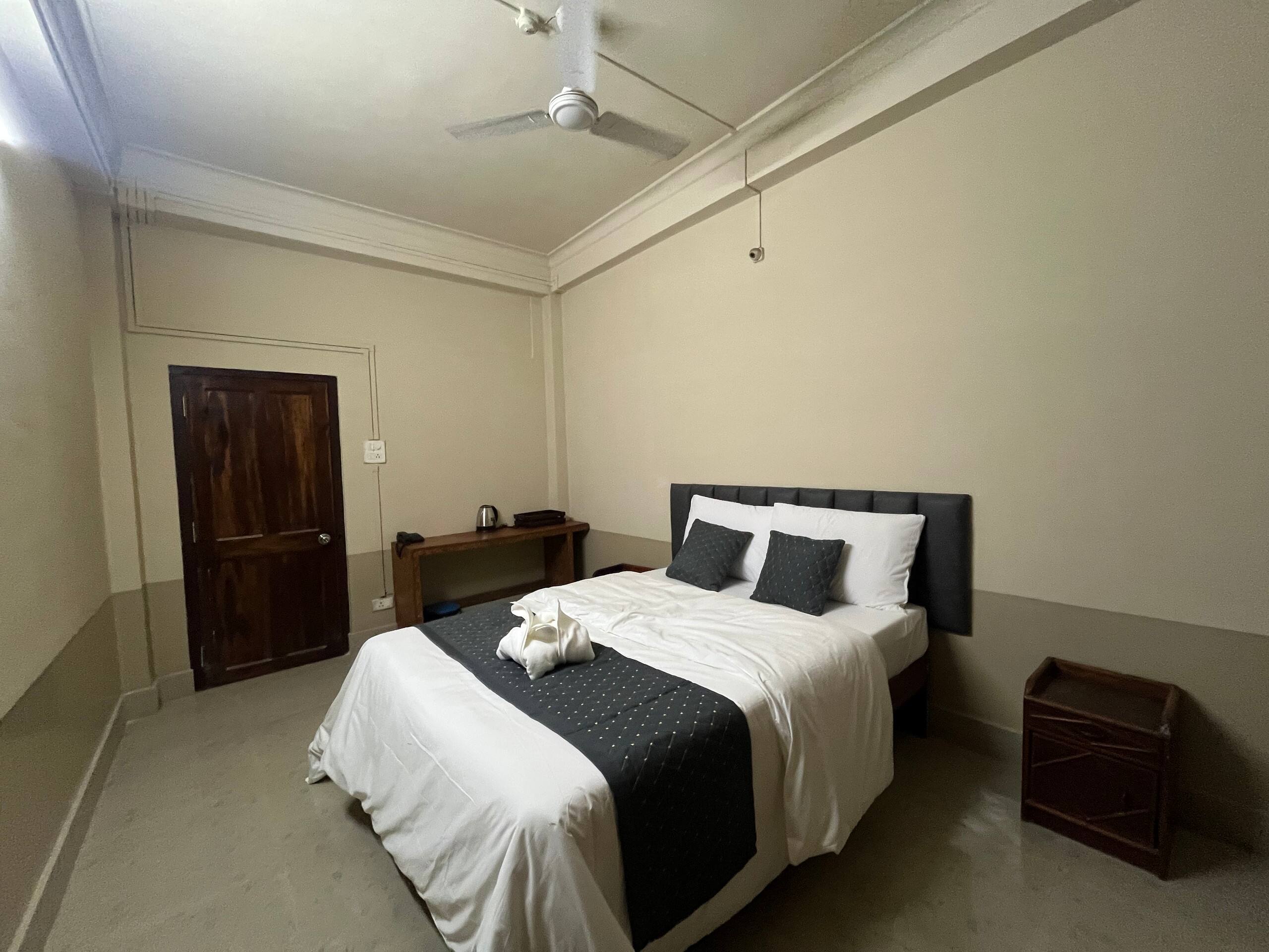 Cozy and private Service Apartment - Tap to explore photos