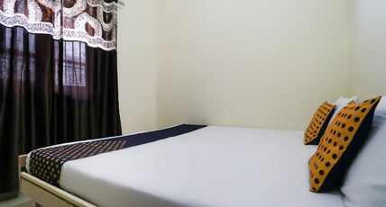 Baddi Guest House Room Type - Deluxe Room