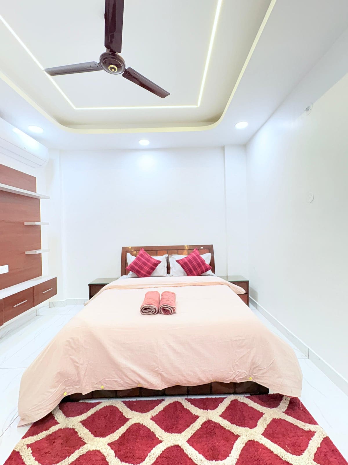 Spacious 2 BHK Independent Apartment IT Park - Tap to explore photos