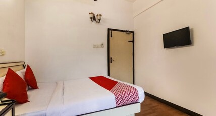 MPS RESIDENTIAL TOWERS Room Type - Deluxe Room AC