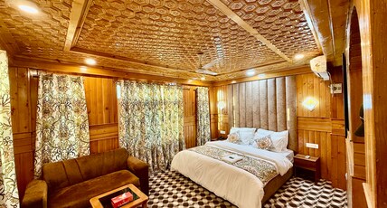 Bustan Residency Room Type - Super Deluxe Room