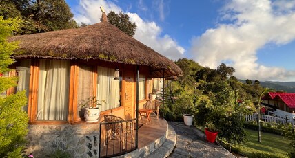 Aotel Pangot  Room Type - Mud House Garden Facing