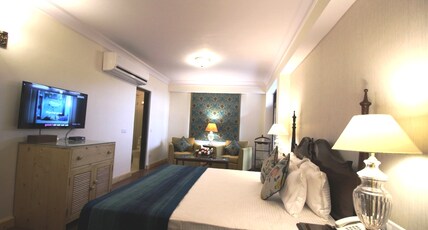 The Oaktree House Room Type - Suite -Balcony -Valley views