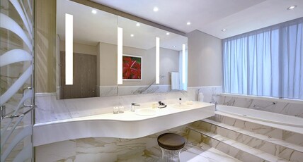 DoubleTree by Hilton Hotel Doha Old Town Room Type - KING JUNIOR SUITE SEA VIEW