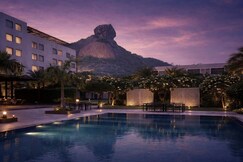 Hillcrest Hotel and Resort