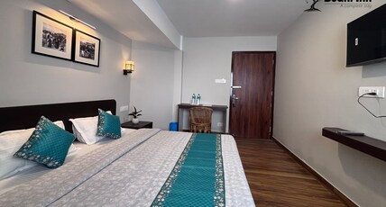 Bodhi Inn Homestay Room Type - Deluxe double view room 102
