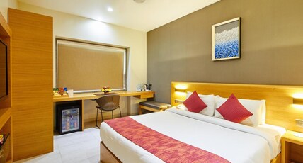 Hotel Suba Elite Vadodara Room Type - Premium Room