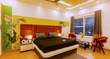 The Hosteller Lansdowne Room Type - Deluxe Double Room