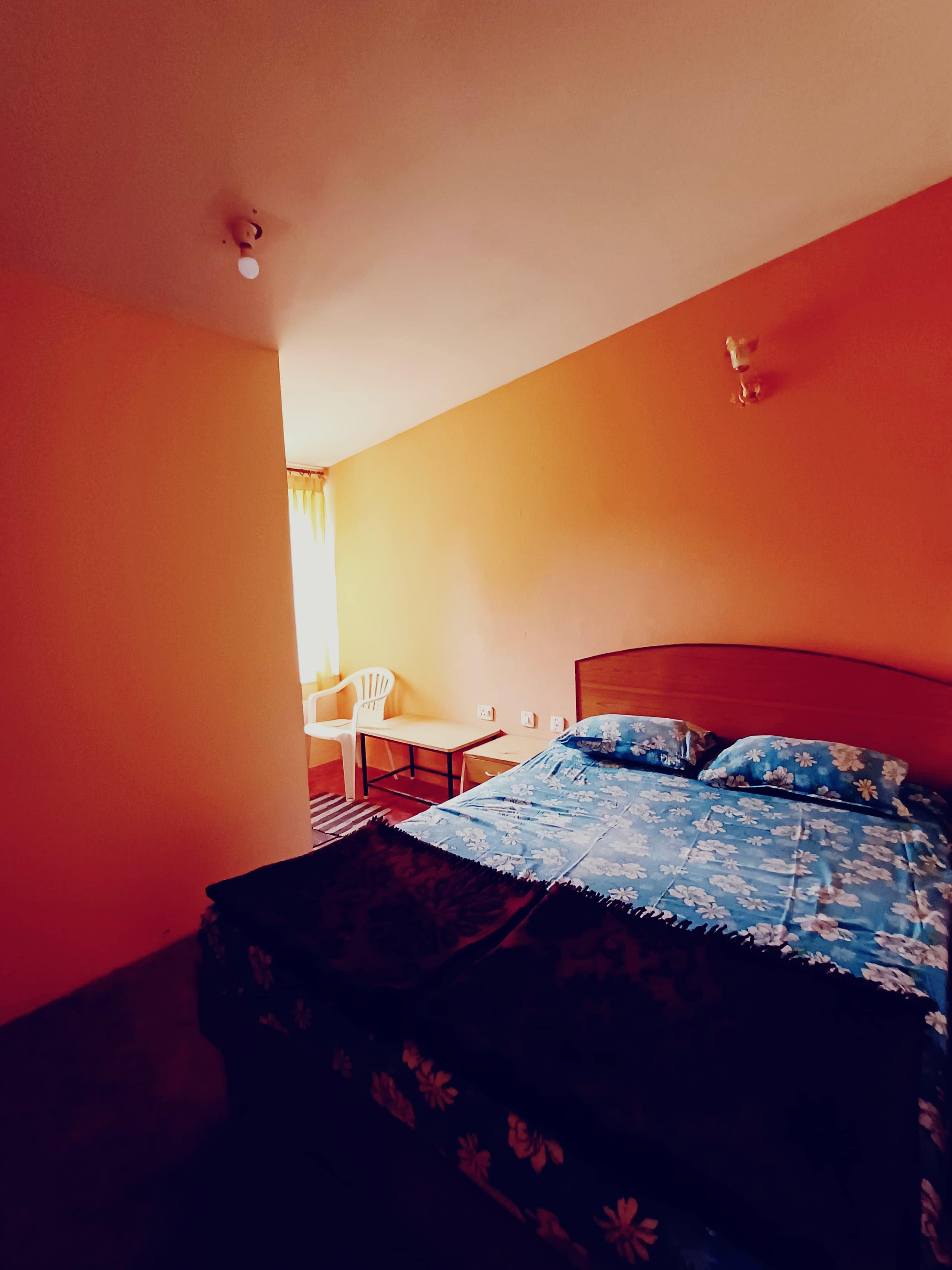 Mayura Holiday Home - Tap to explore photos