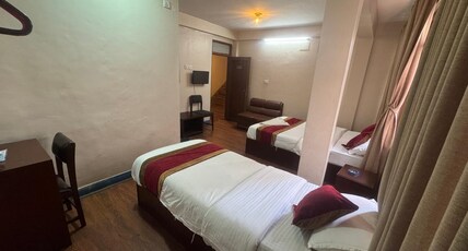 Hotel Silver Jubilee Room Type - Standard Twin Room with Garden View