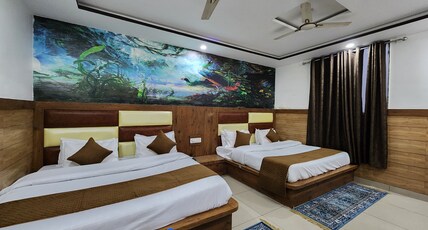 Hotel Amreshwar Room Type - Family Room