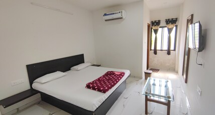 Hotel Anand Pride Room Type - Bedroom 2
